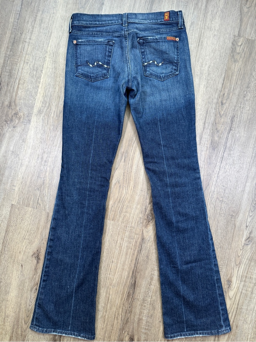 7 For All Mankind Bootcut Jeans Sz 26 Dark Wash Rare Pocket Detail - Picture 14 of 14